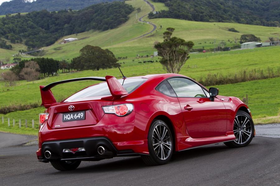  Toyota GT 86 GTS Aero Package 2012 года  (AU) (фото 2 из 3)